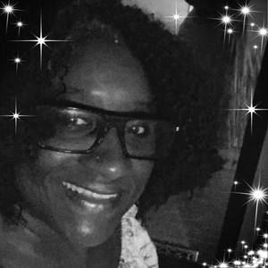 Meet your Posher, Lynette